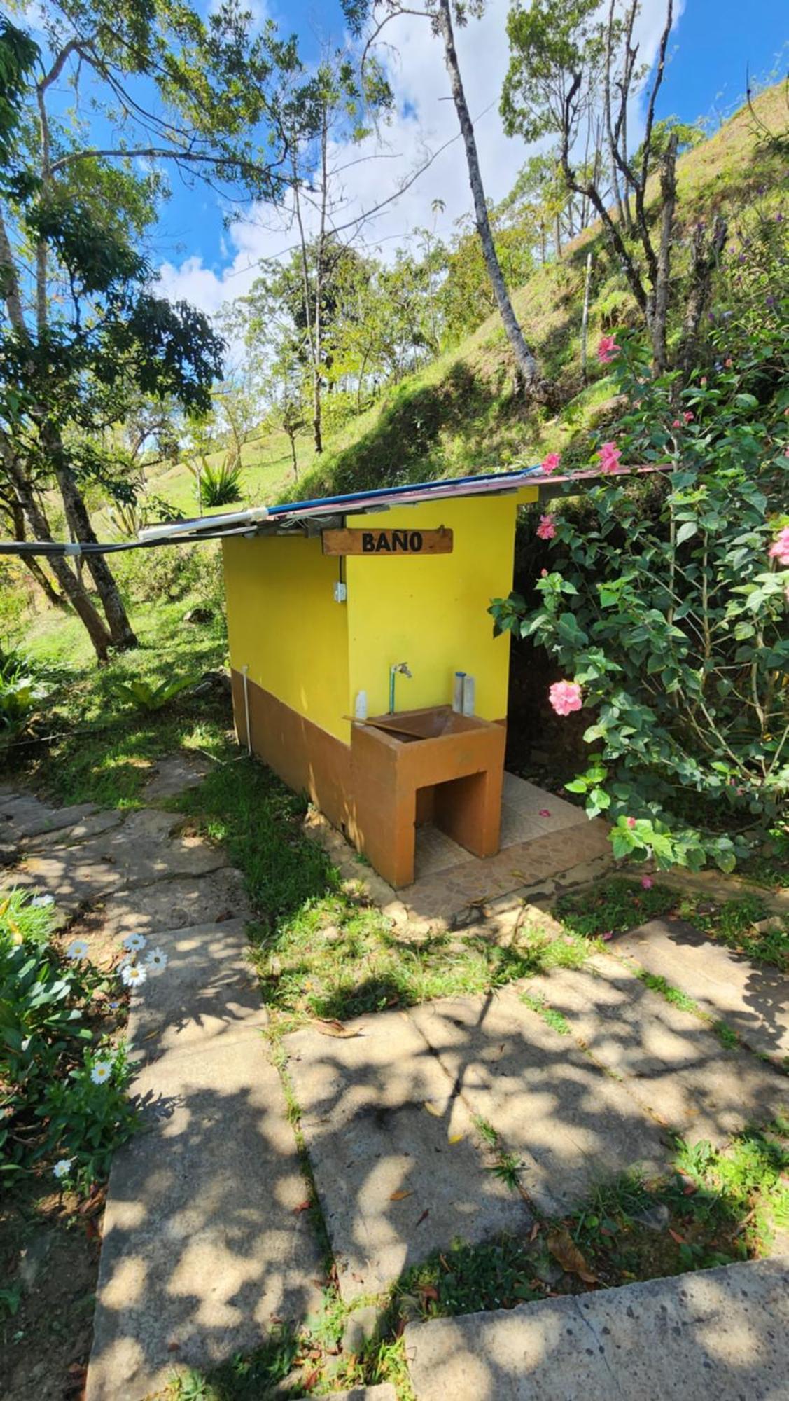 Hospedajes Richie Eco Camp Providencia Extérieur photo